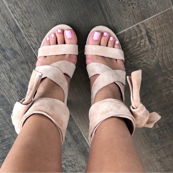 JEFFREY CAMPBELL || Tan Bow-Bow High Heel Sandals. Sz. 8.5 - Picture 2 of 11